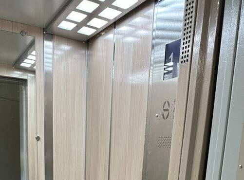 <strong>В Керчи на части объектов завершены строительно-монтажные работы по замене и модернизации лифтового оборудования</strong>