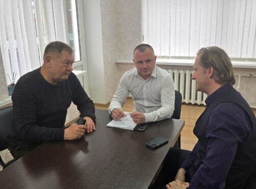 Руководитель Регионального фонда капитального ремонта пообщался с председателем МКД в Симферополе